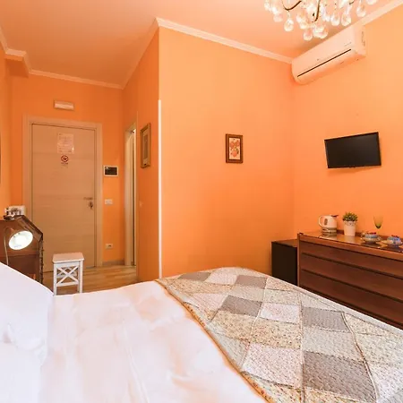 فندق مبيت وإفطار A Tale روما